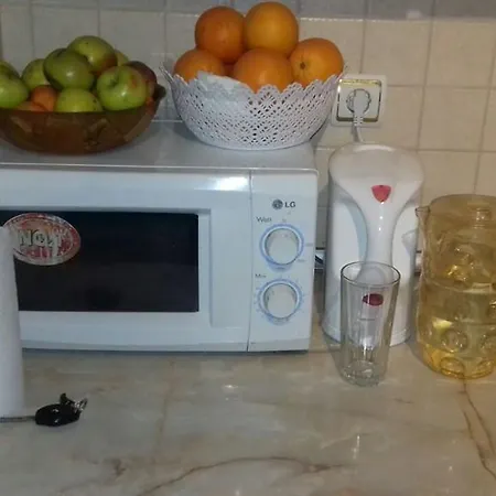 Manastira 2 Emo بامبوروفو